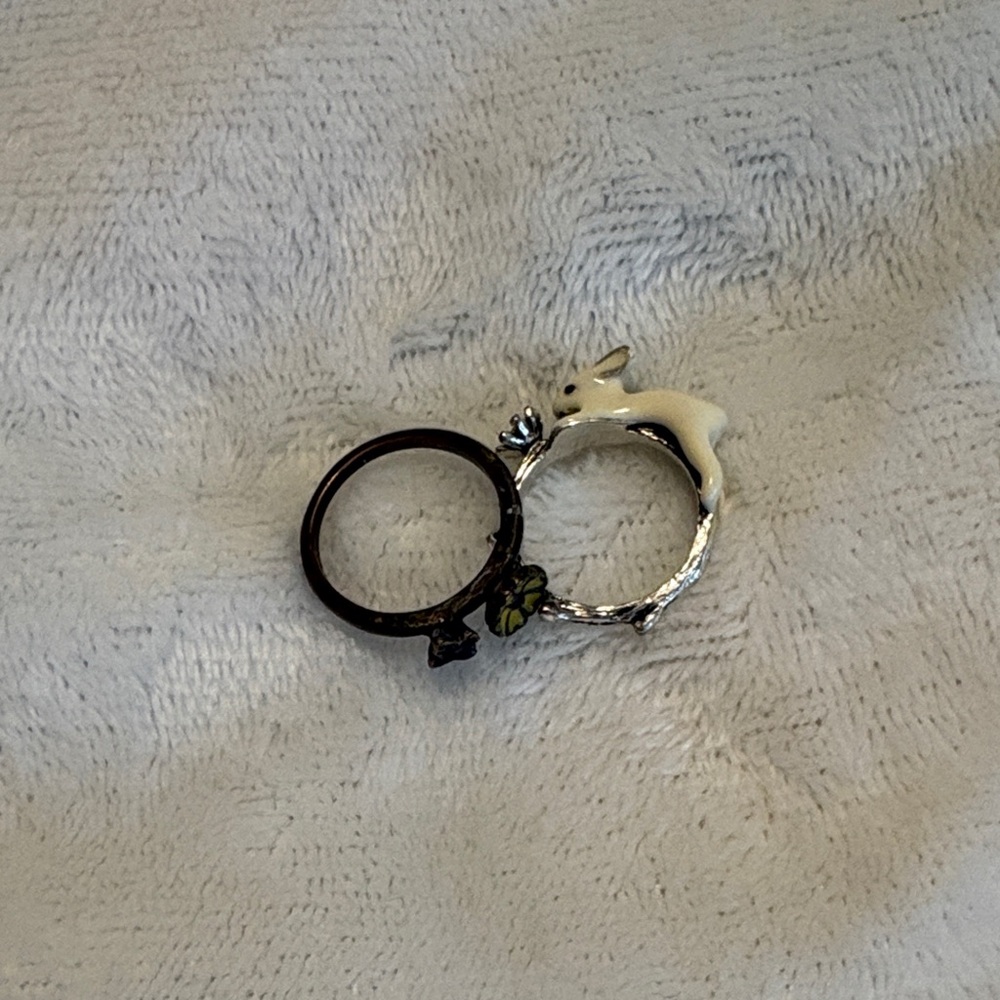 Rabbit and Flower Ring Set